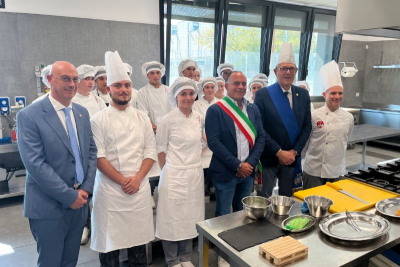 Nuove Cucine Maffioli: a Montebelluna si festeggia l’inizio dell’anno scolastico con Provincia e Studenti ai fornelli