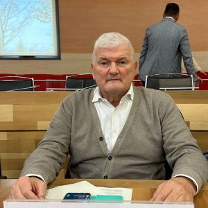 18325a37bf525b9d88d51a3441669c72