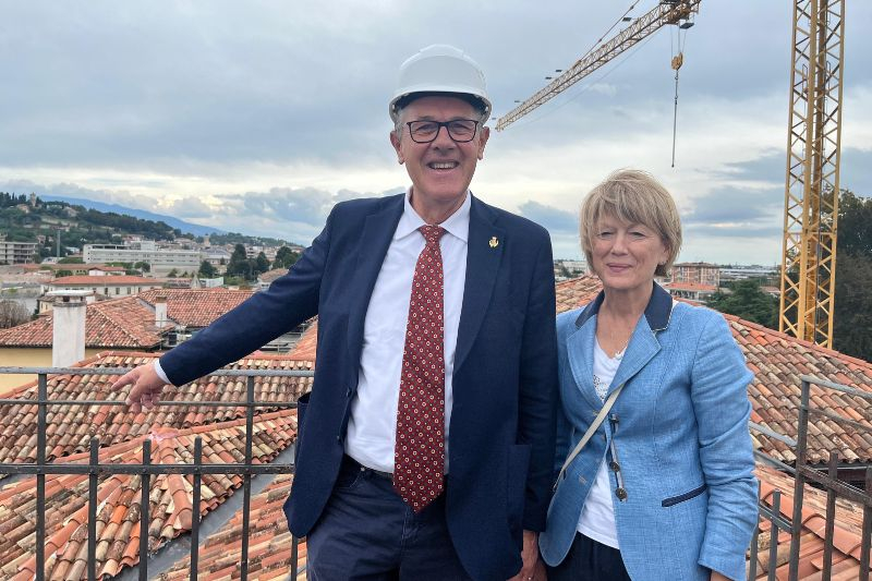 2b3e8441e8e4676b13d1597491e3f2ef