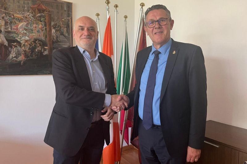 e9bc711e2c478c77d51fdbebd1ec5a17